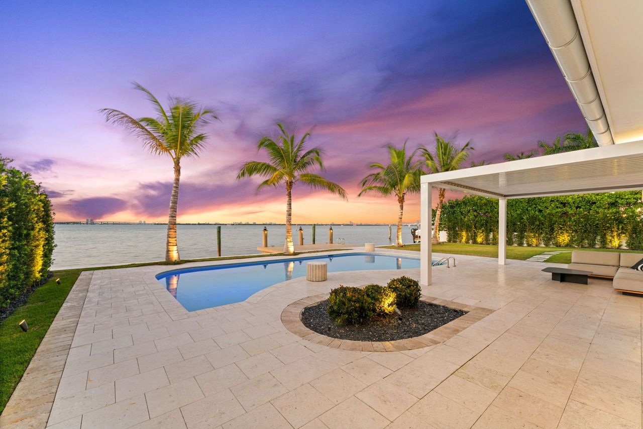 Miami Villa Venetian image #4