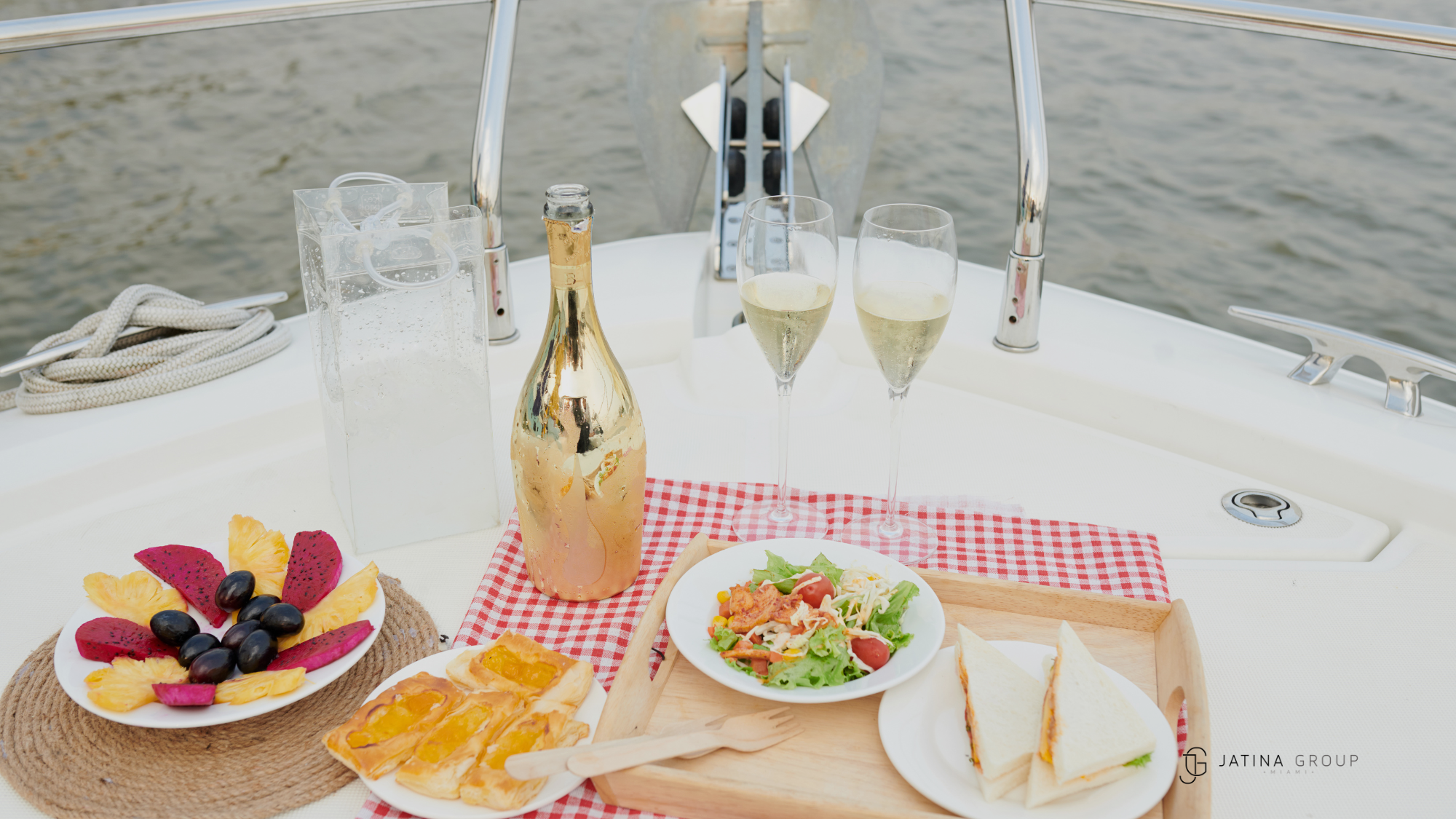 Biscayne Bay Yacht Wine Tasting