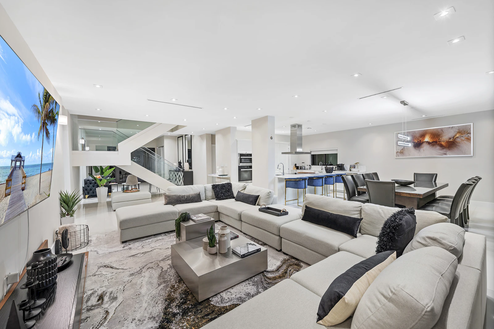 Open Concept Living & Kitchen