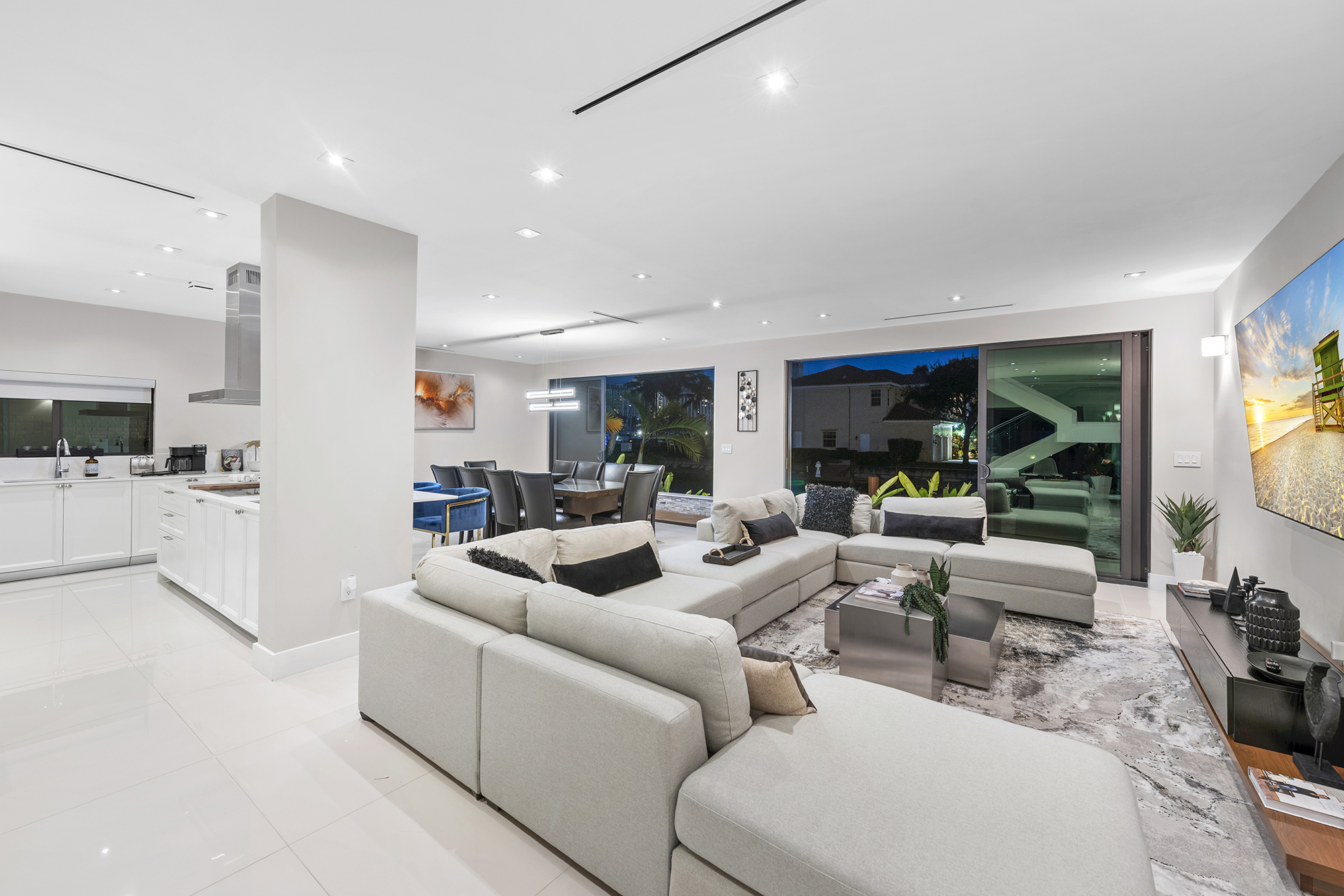 Spacious Living Area