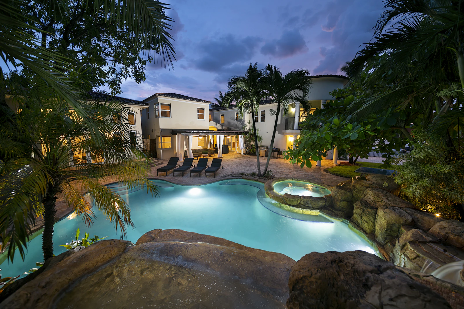 Eco Villa Miami Png