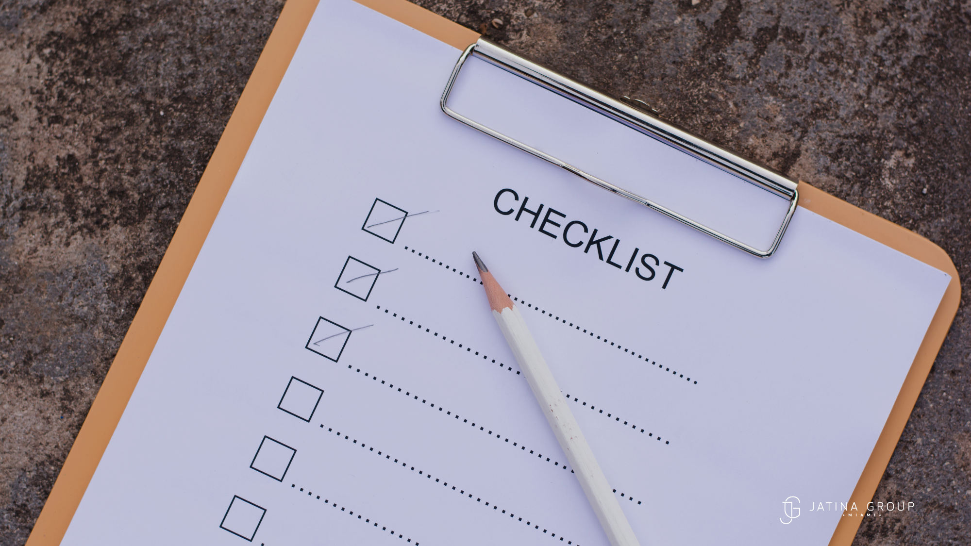 Last Minute Villa Checklist