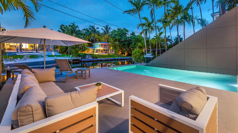 Coconut Grove Waterfront Yachts