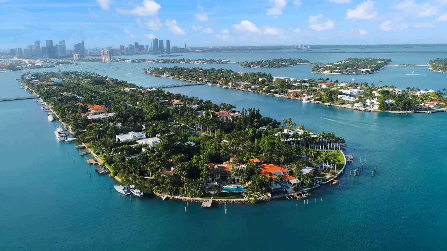 Hibiscus Island Villa Rentals