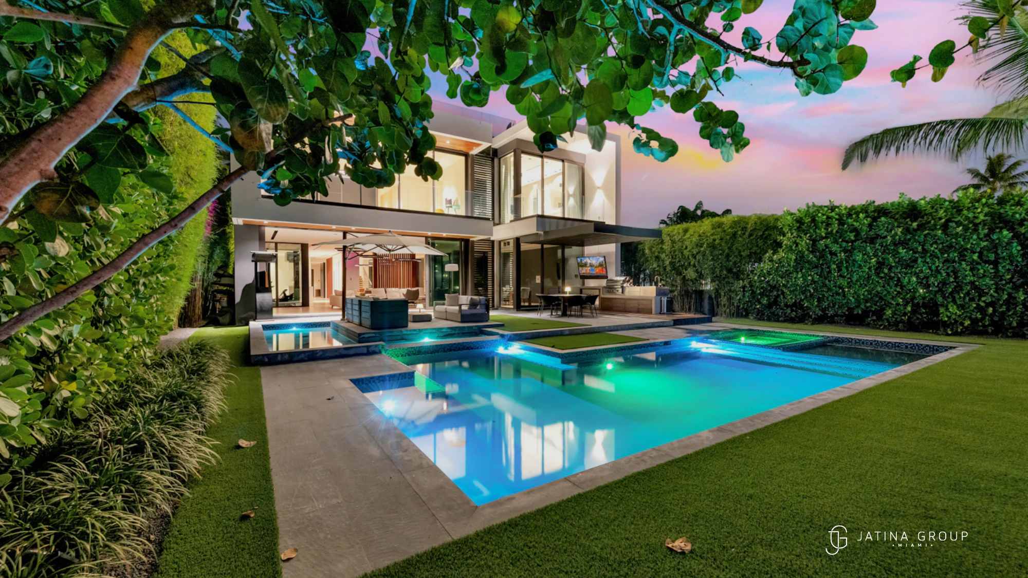 Miami Christmas Villa Pool View