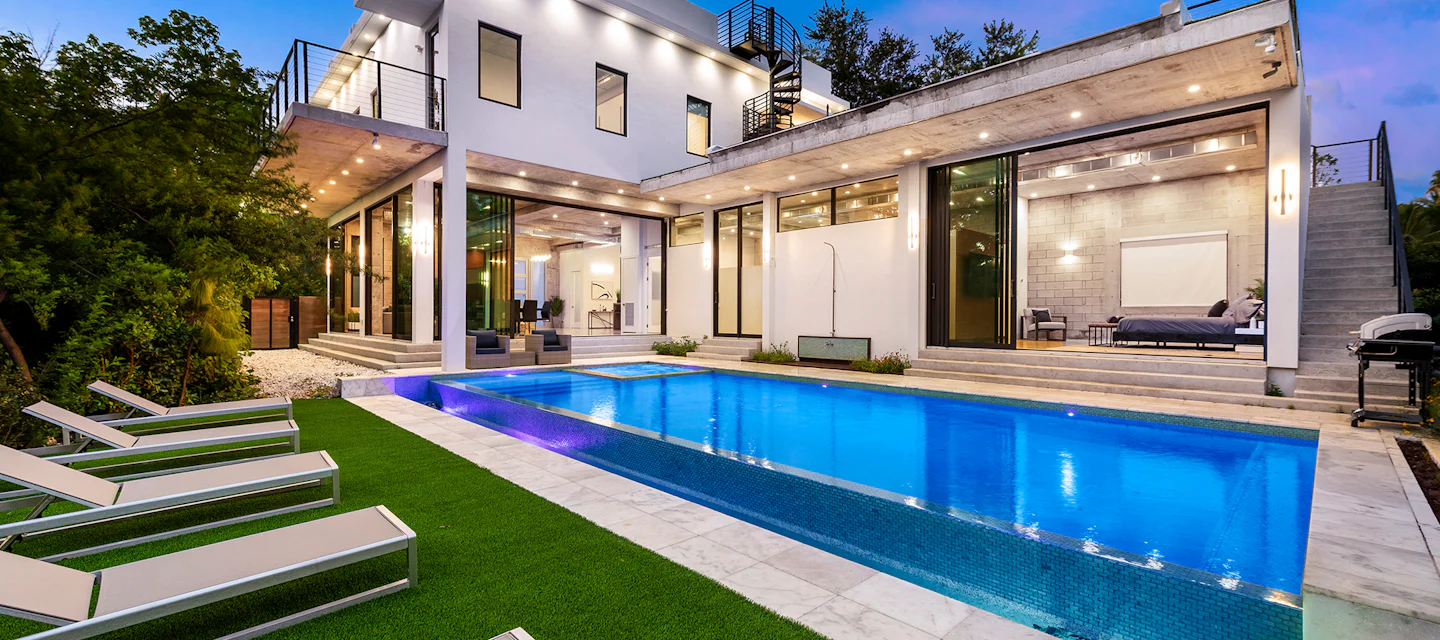 Villa Infinity luxury rental in Miami Shores