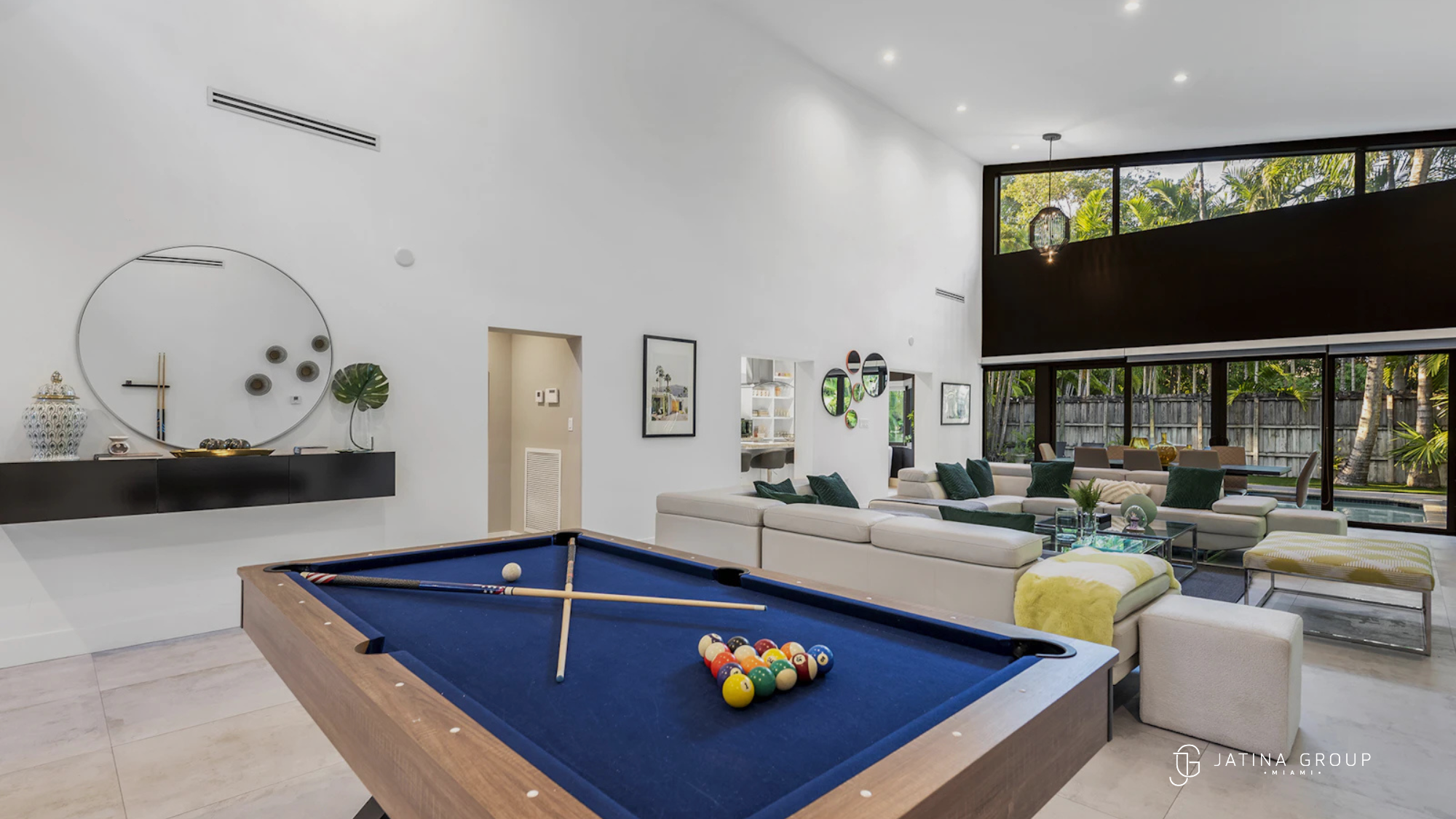 What To Look Discreet Villa