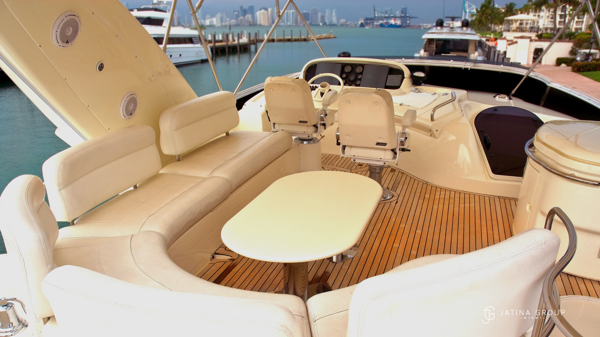 Summer Yacht Season In Miami Multi Day Charters Bahamas Runs And The Best Dockside Villas 