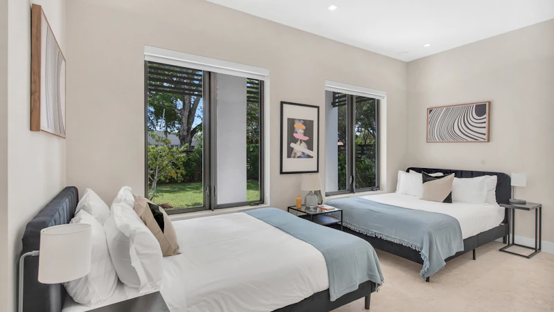 Luxury Vacationing Jatina Group