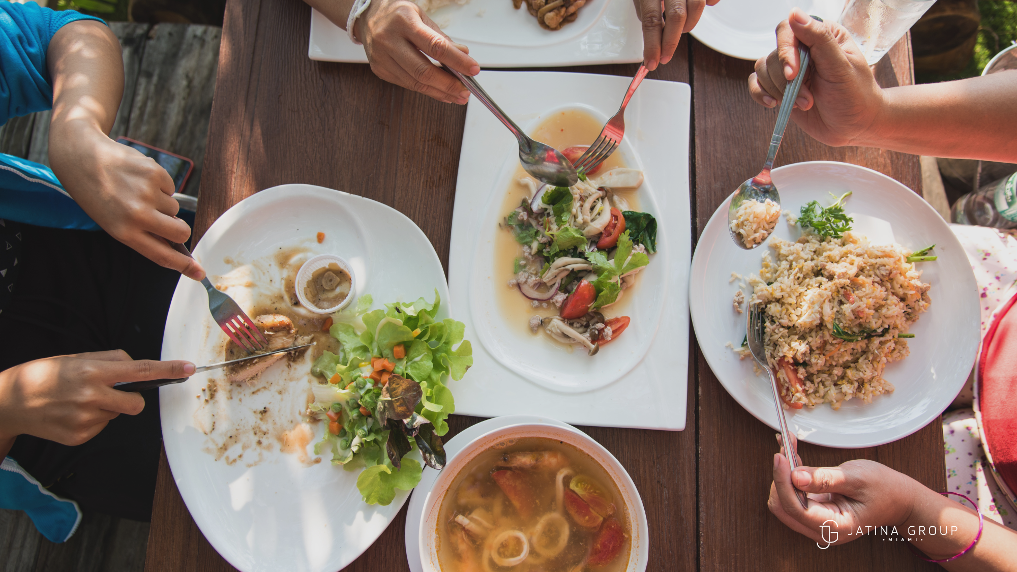 Miami Vs Europe Villa Year Round Dining Family