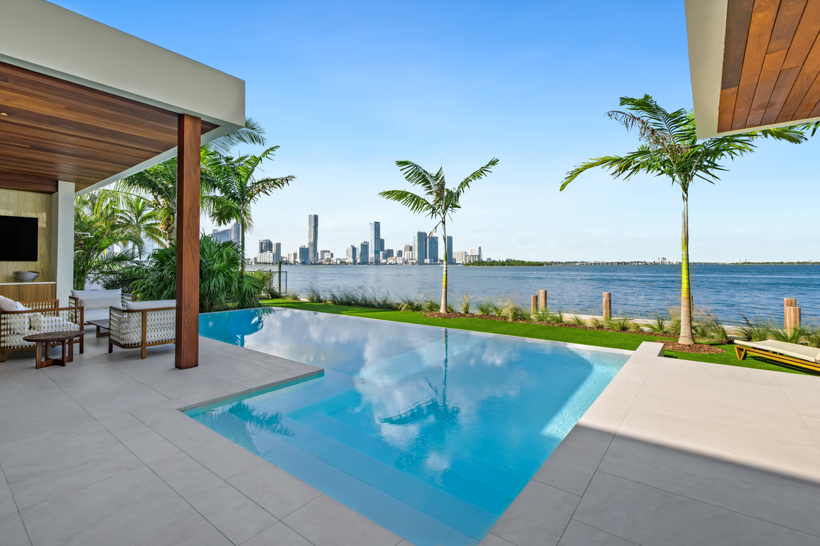 Jatina Group Heated Pool Villa