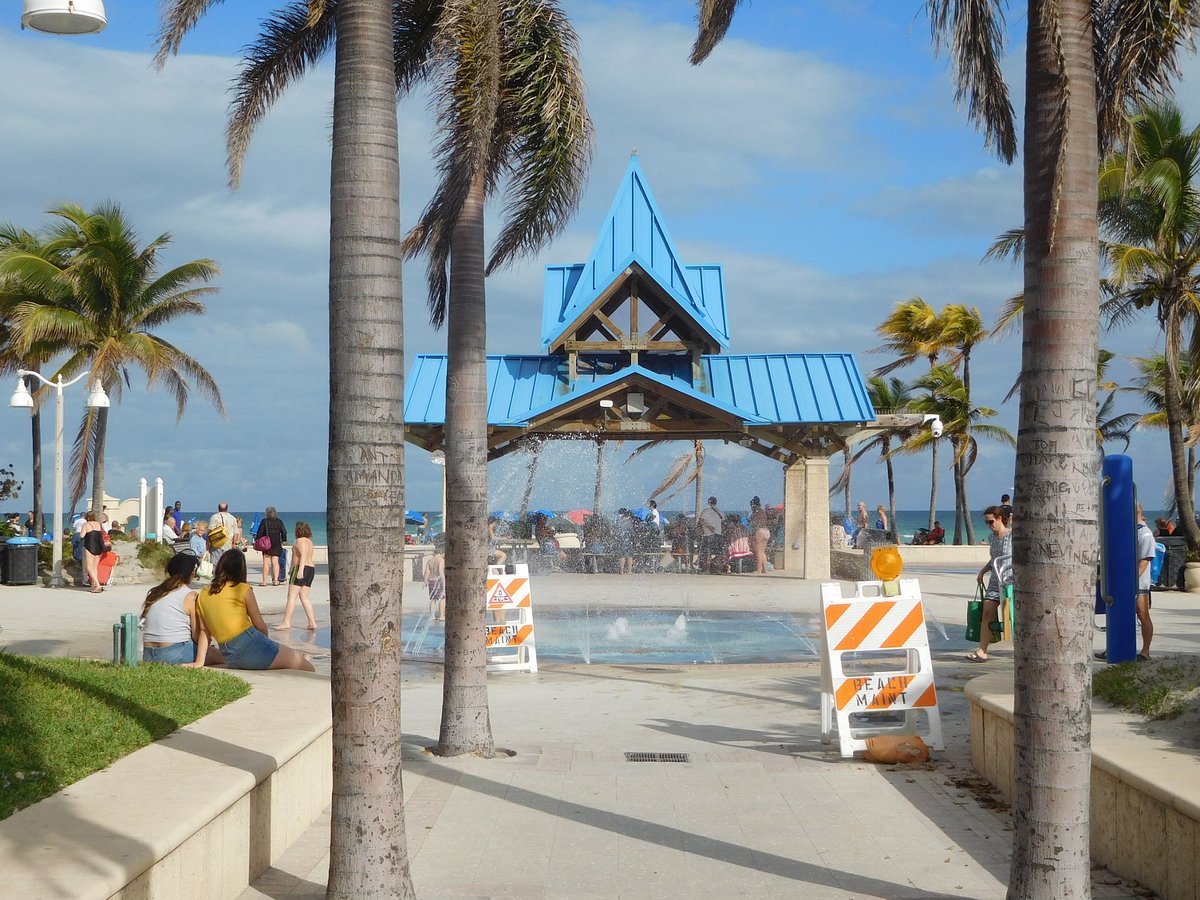 Charnow Park Hollywood