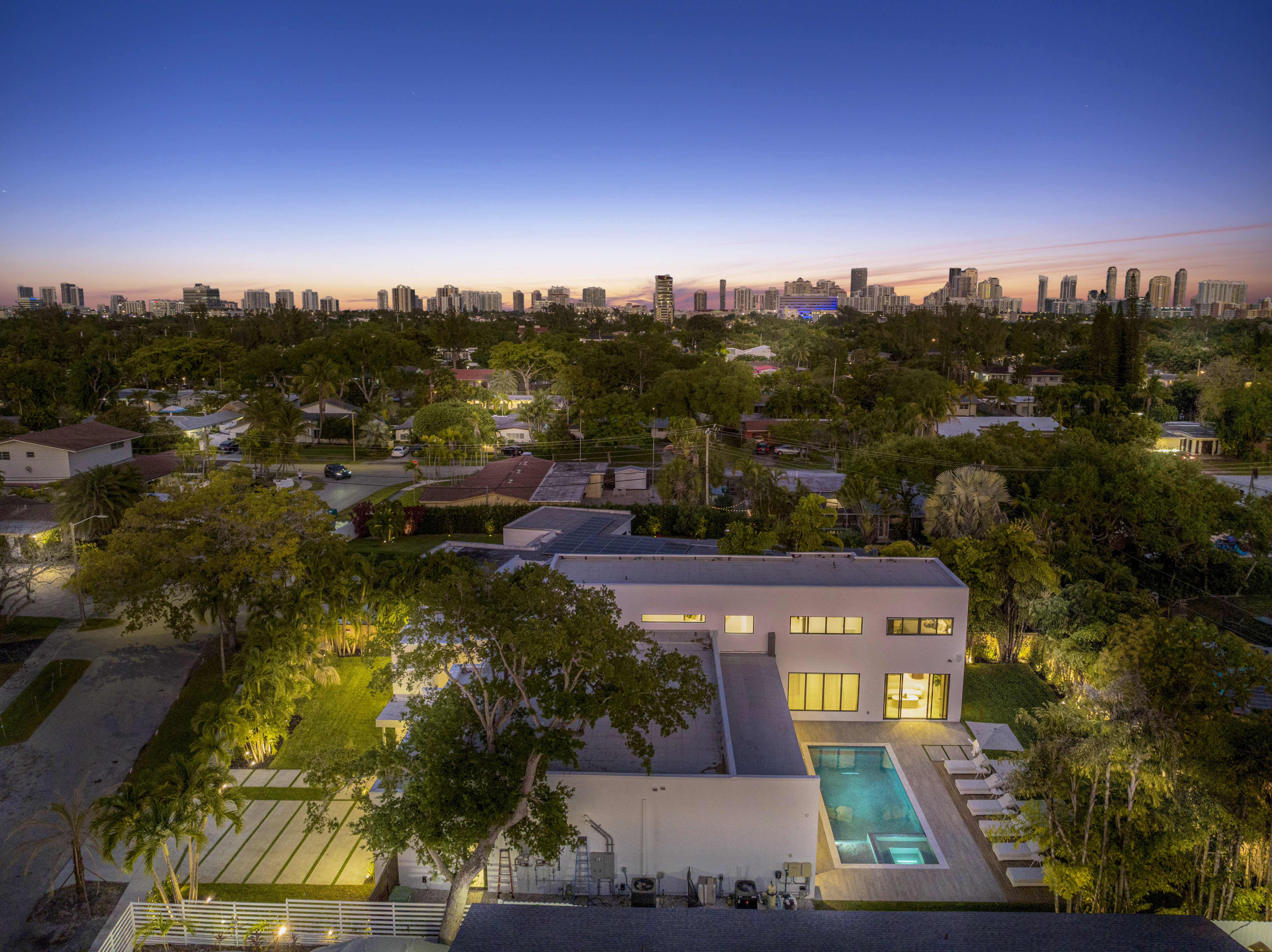 Miami Villa Emerald image #2