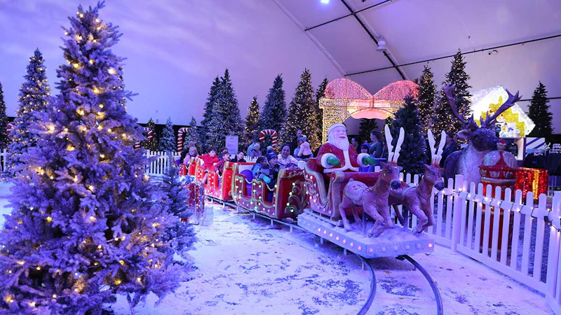 Aventura Mall Holiday Lights Miami