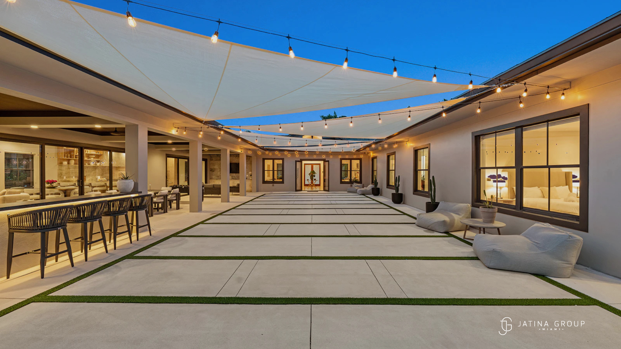 Winter Festivals Villa Miami