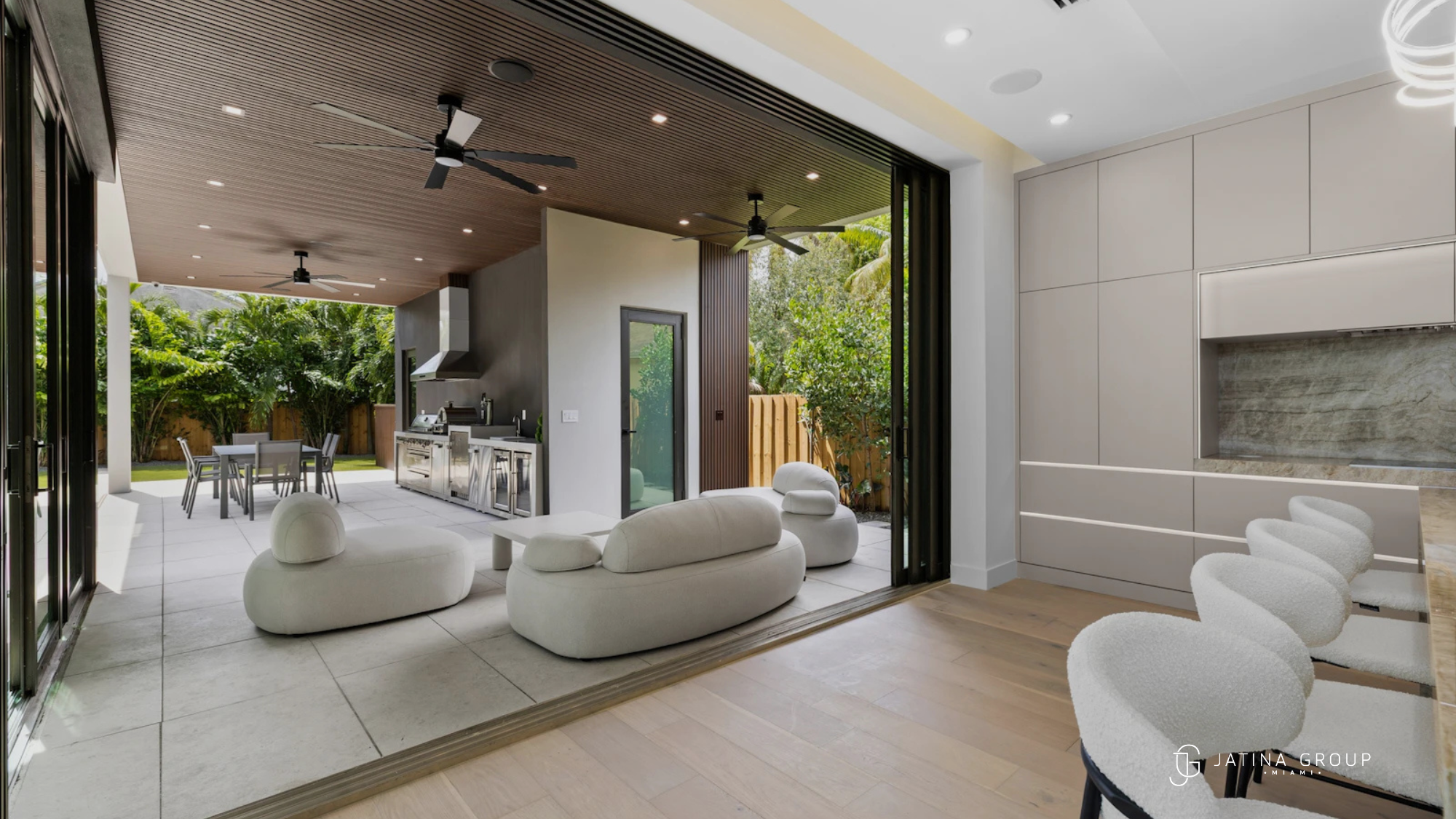 The Ideal Time to Book a Villa in Florida’s Off-Season