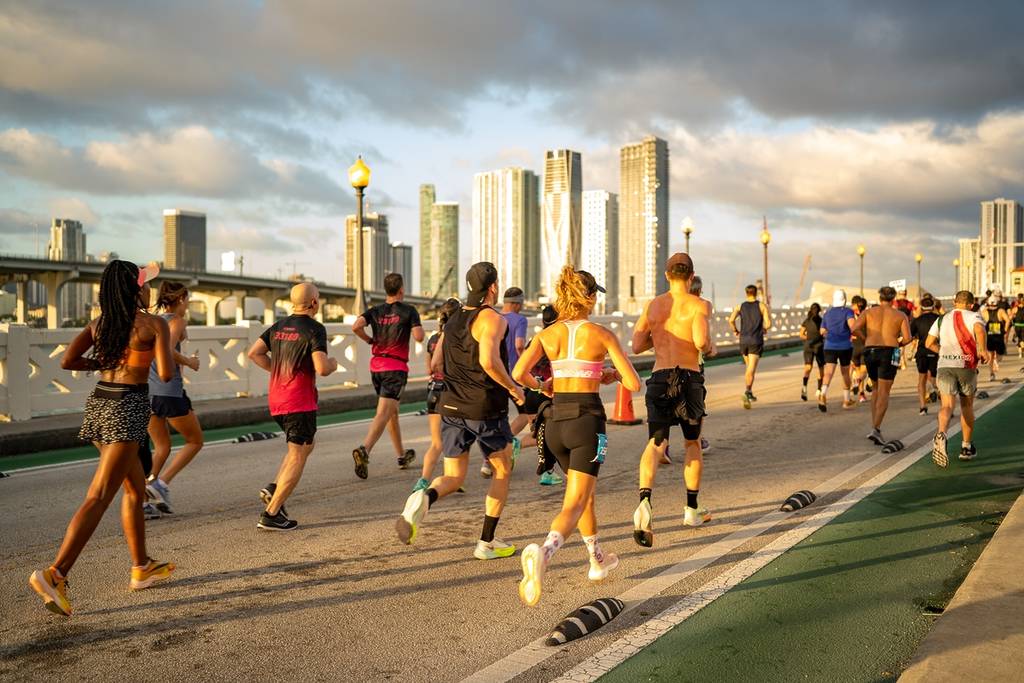 Miami Sunrise Run Ocean Drive