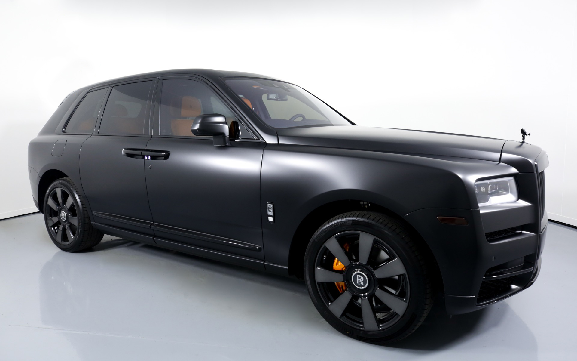 2020 RollsRoyce Cullinan Black Badge review Stealth standout  CNET
