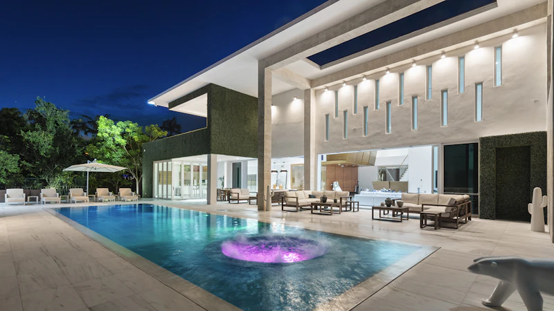 Family Pool Villa Miami