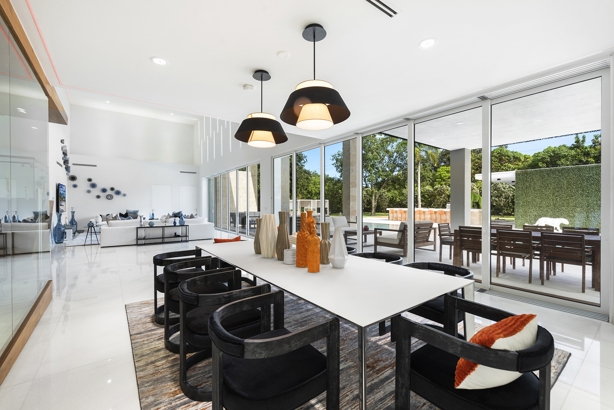 Miami Villa Crest image #5