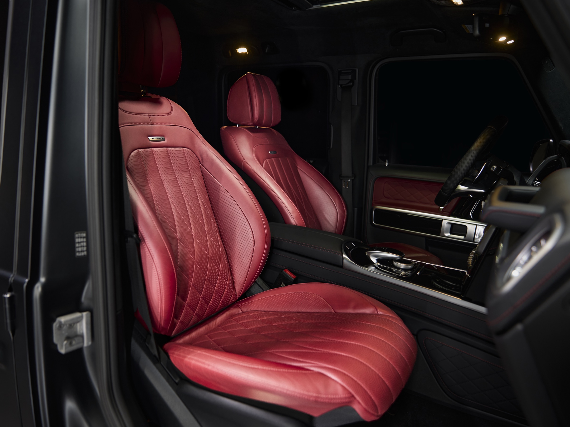 Miami Matte Black Mercedes-Benz G63 rental image #4