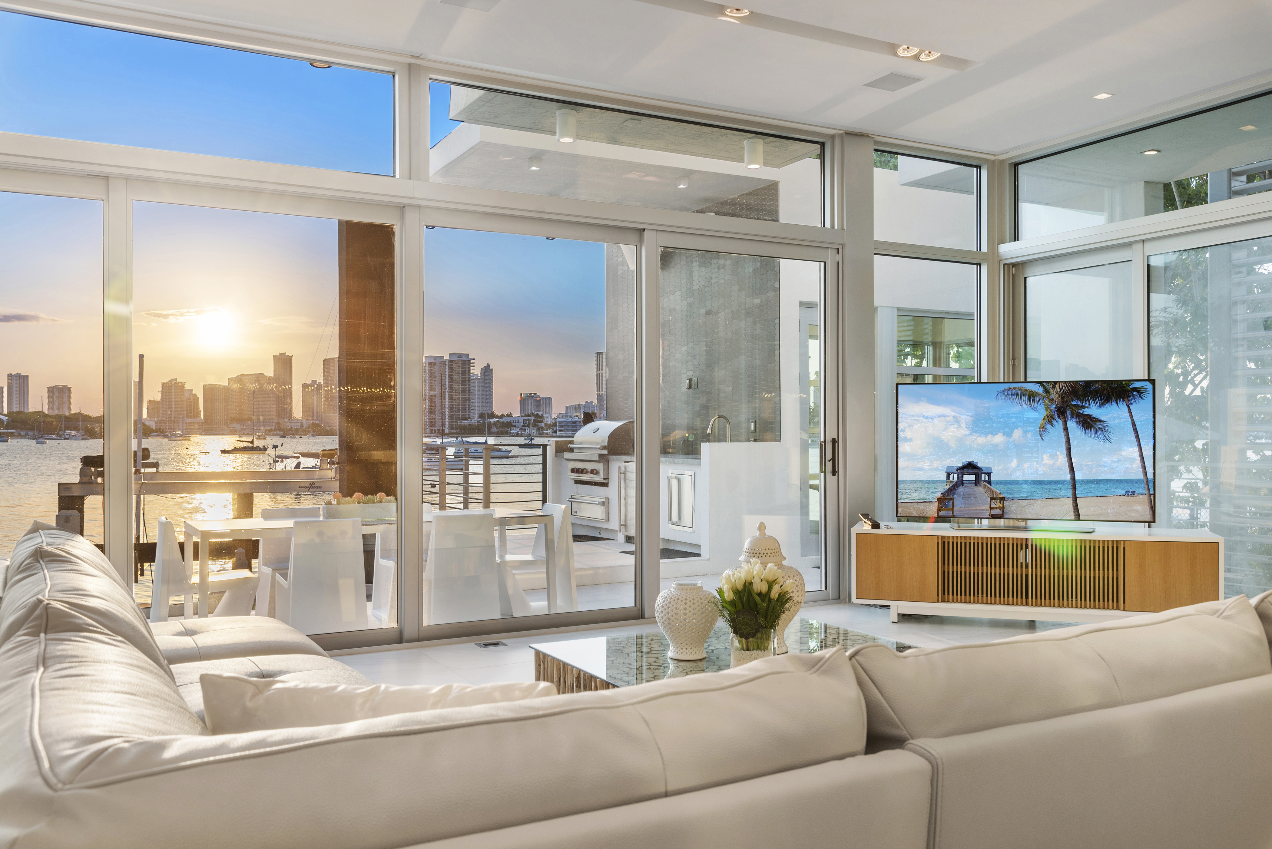 Villa Manuela Miami Beach