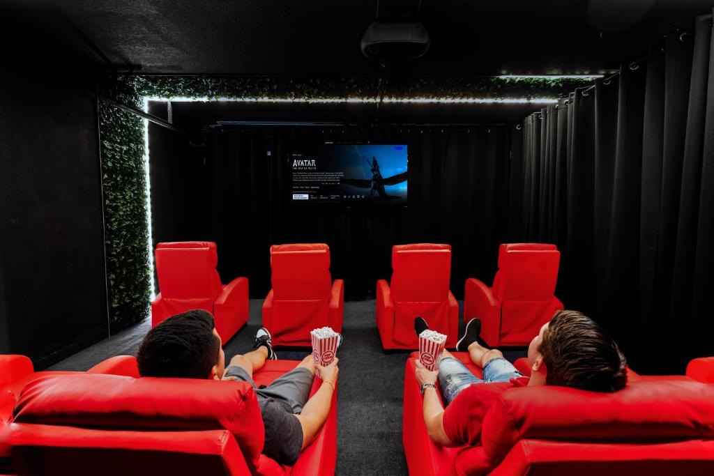 Villa Home Theater Miami