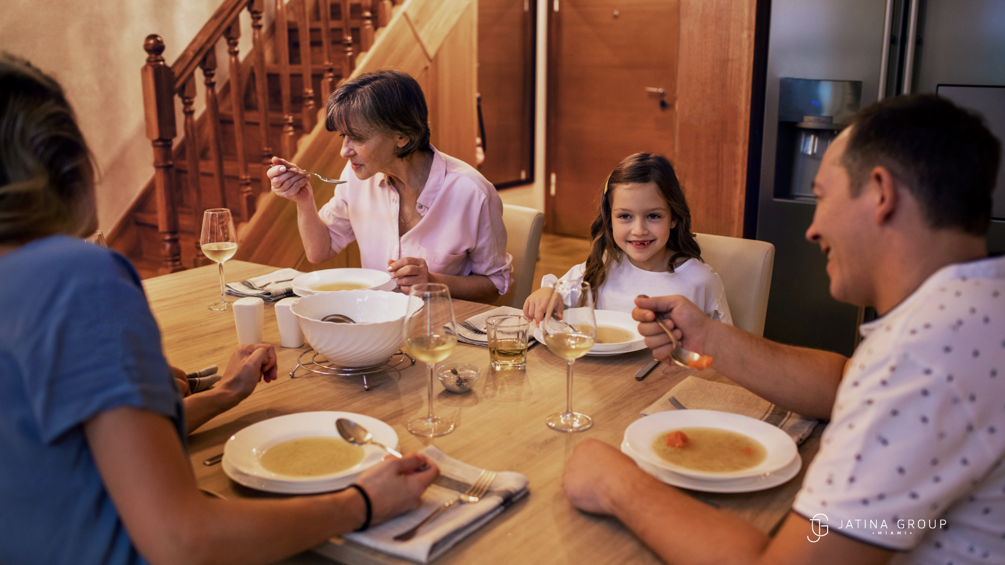 Family Dining Private Villa Miami