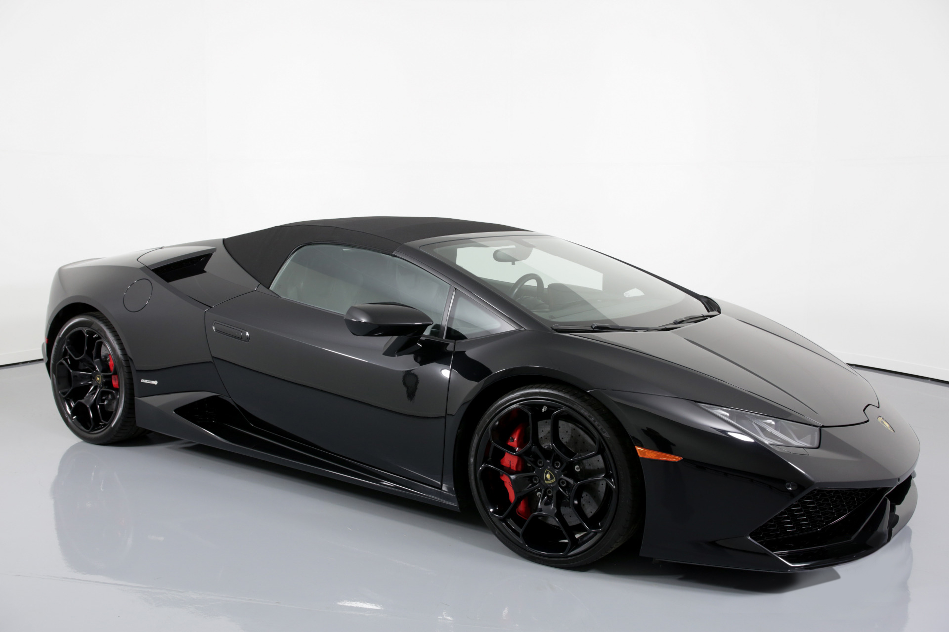 Miami Lamborghini Huracan rental image #3