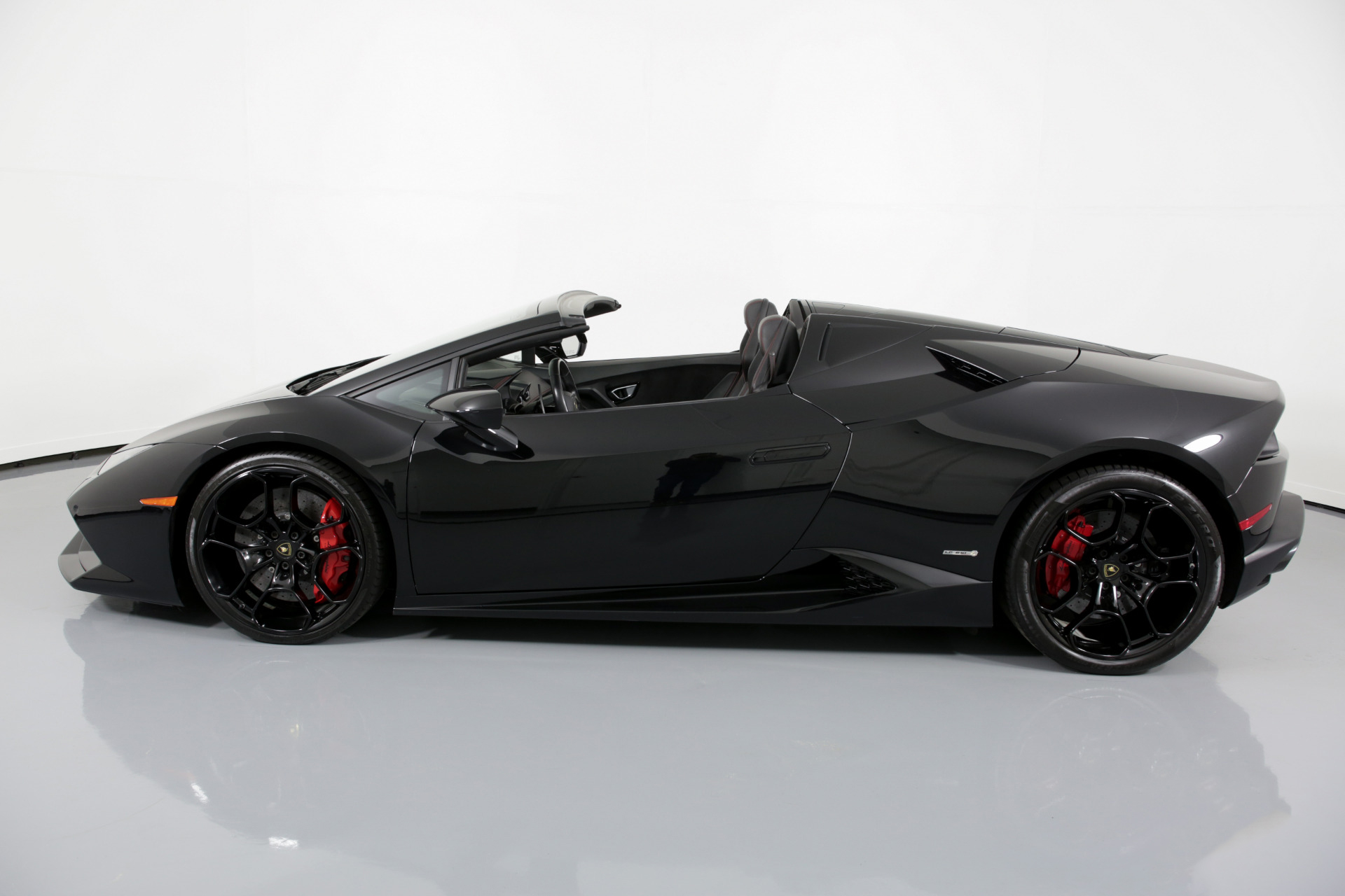 Miami Lamborghini Huracan rental image #4