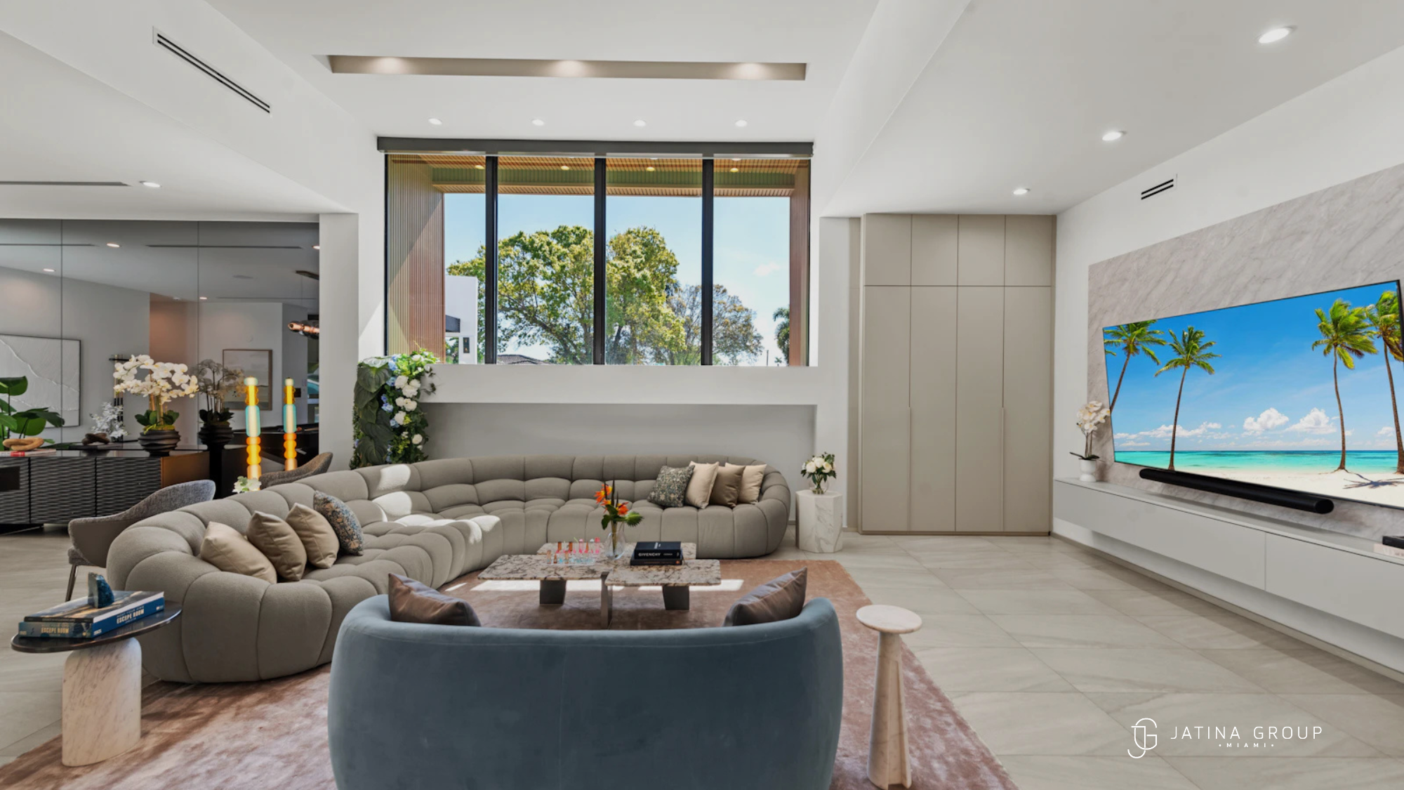 Flexible Villa Policies Hallandale