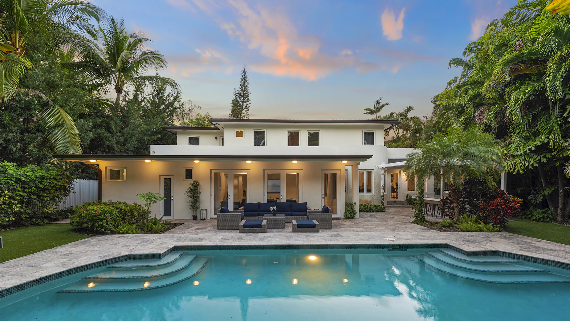 1 Villa Miami Backyard Pool