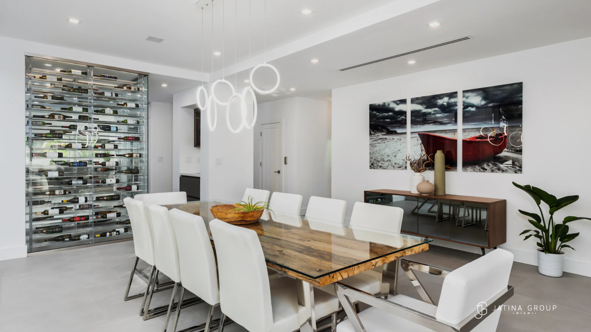 Miamivillahomegallerydisplay