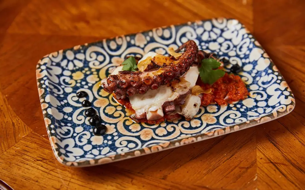 Cafe La Trova Live Music Miami