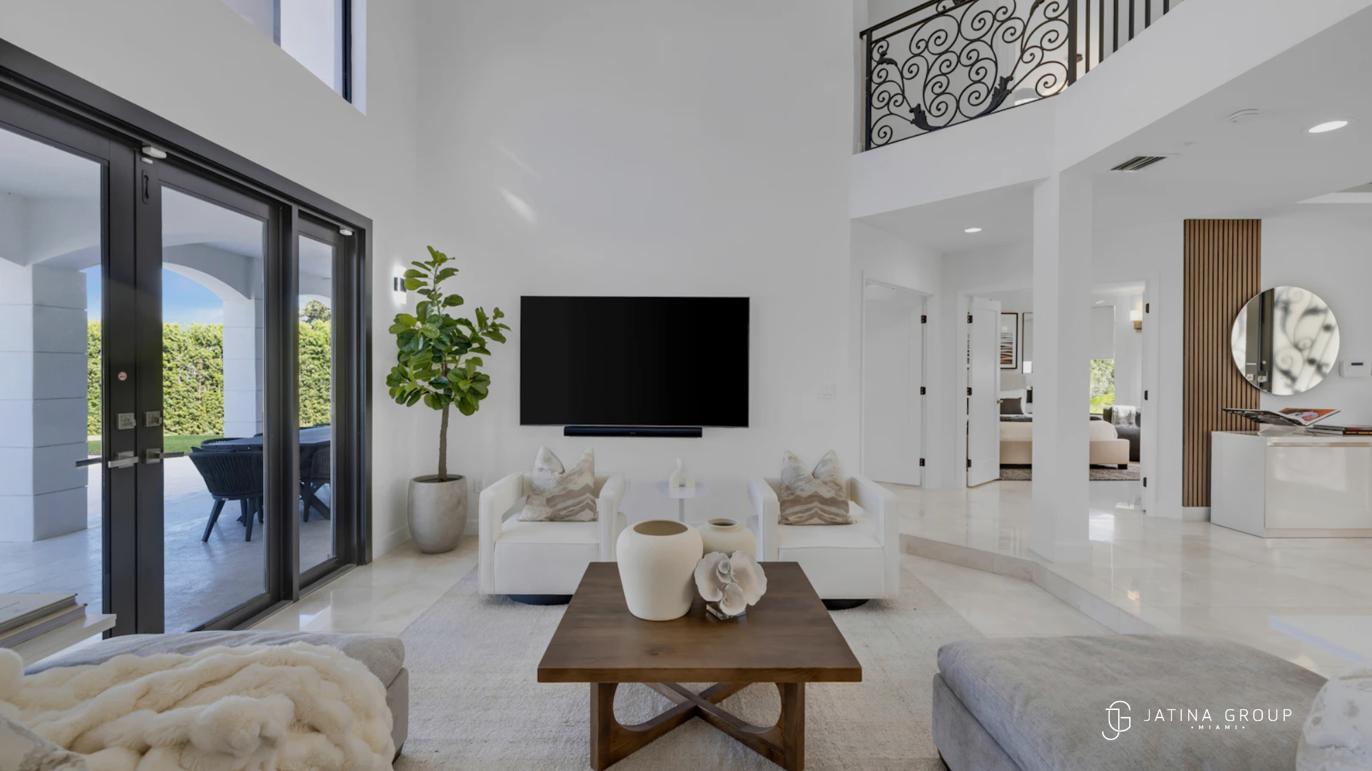 Villa Castro Interior