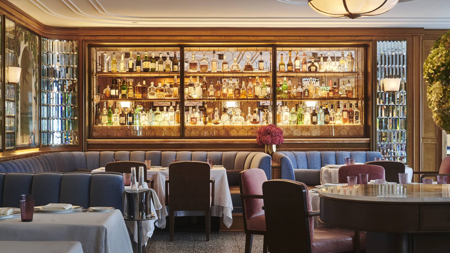 Champagne Bar Surfclub Miami