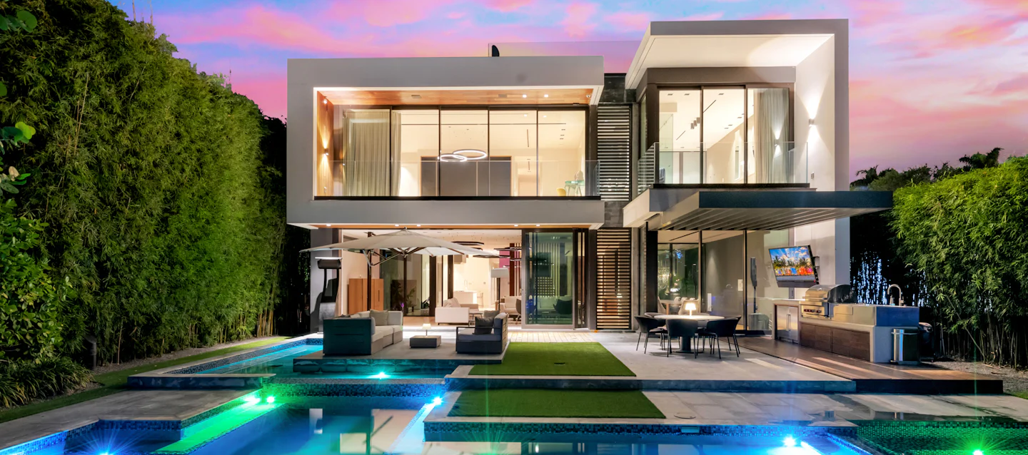 Villa Divina luxury rental in Miami Beach
