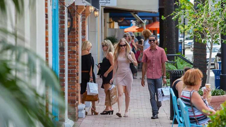 Las Olas Blvd Arrival Evening