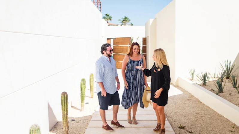 Villa Tour Arrival Checklist