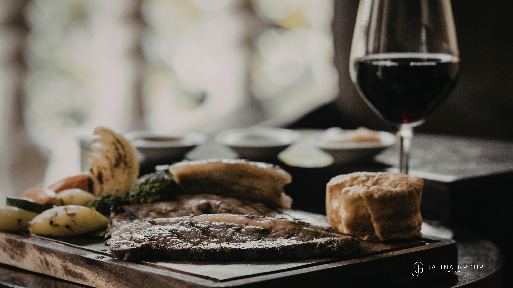 Miami Villa Dinner Ambiance