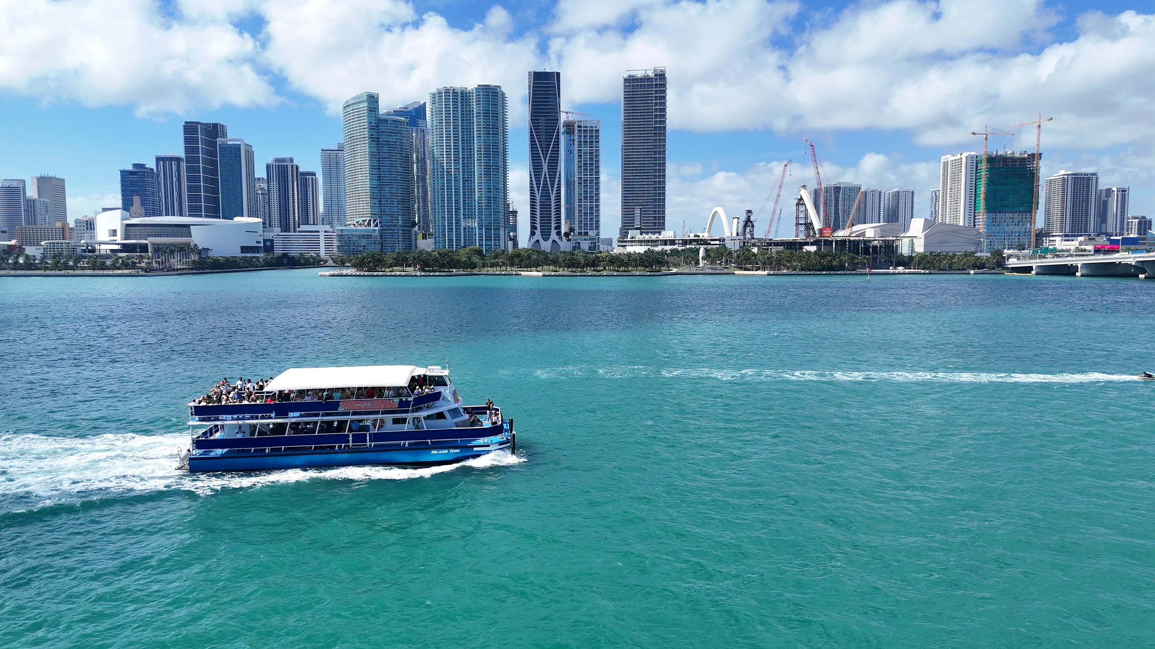 Explore Miami Biscayne Bay