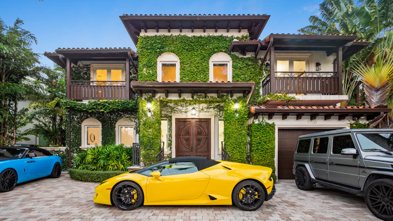 Secure Villa Miami Beach