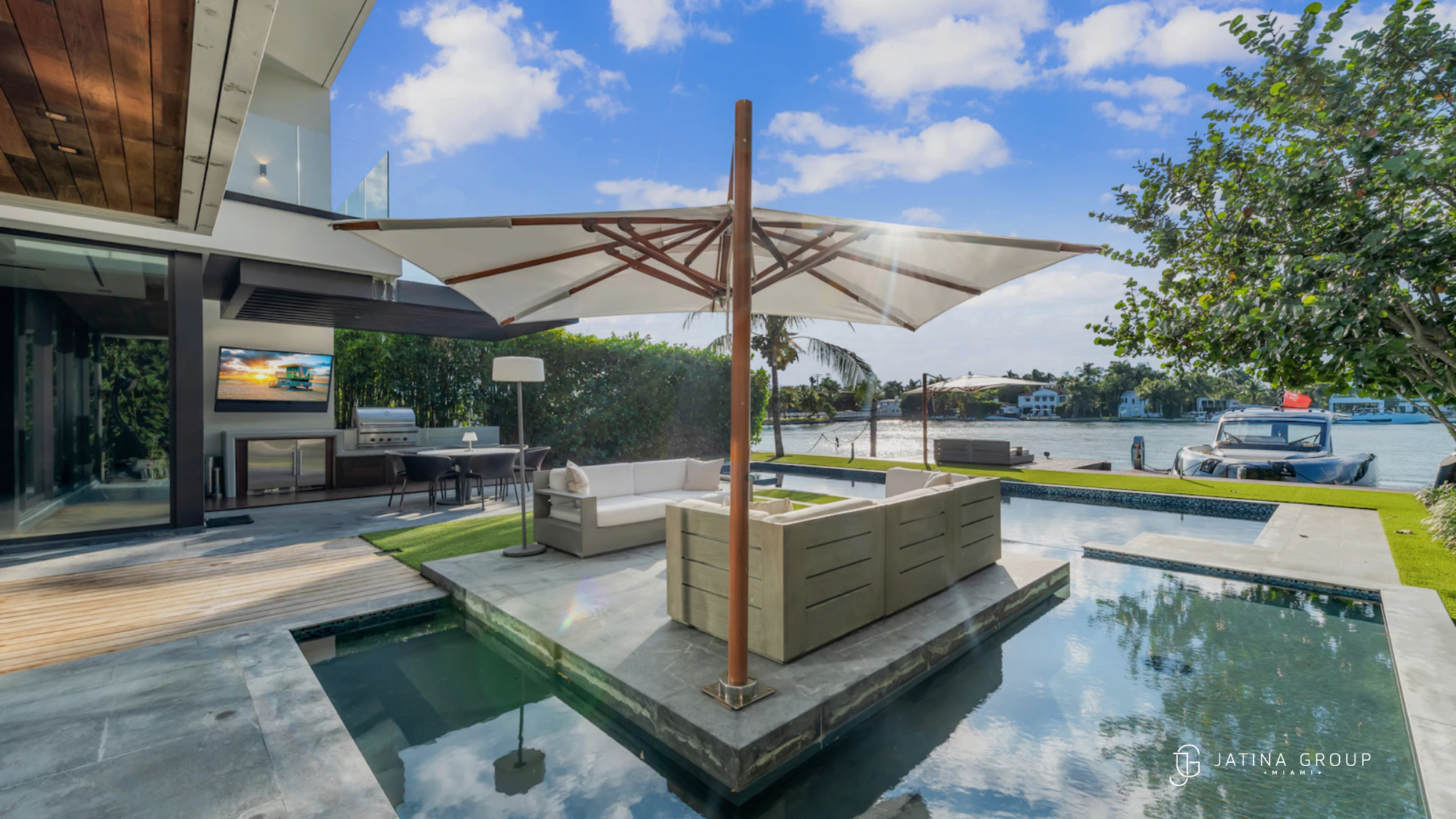 Villa Divina Miami Beach