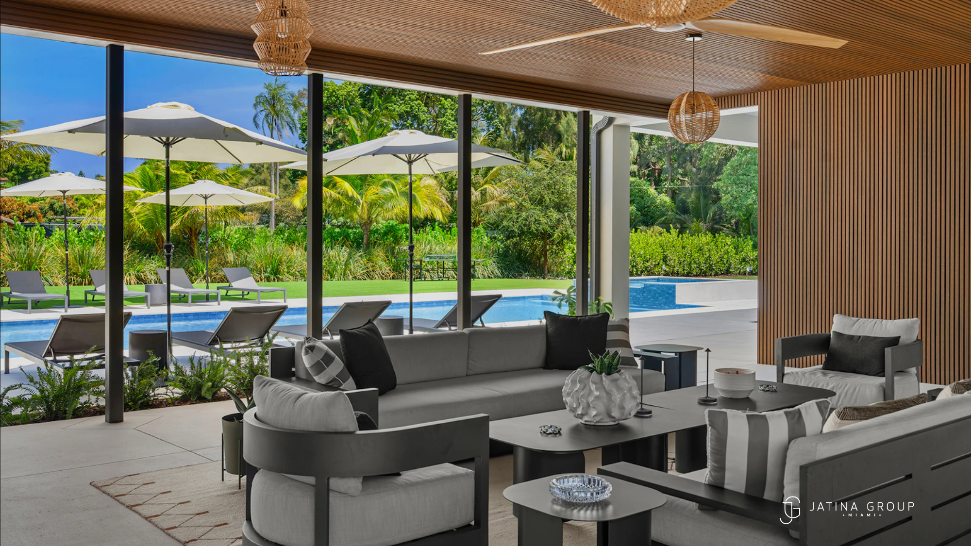 Hallandale Hollywood Nearby Villa Waterfront North Miami