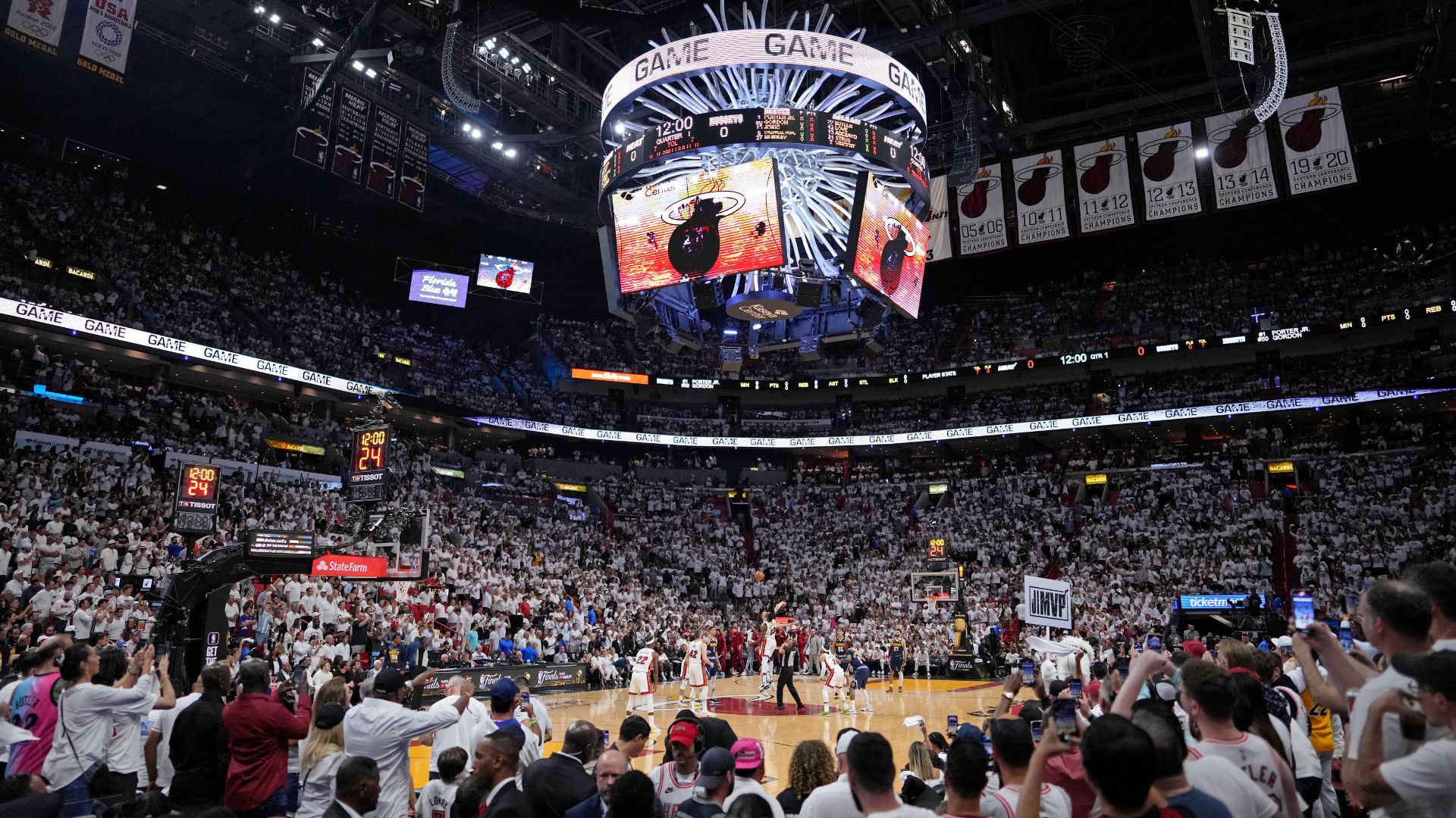 Ufc 314 Kaseya Center Miami