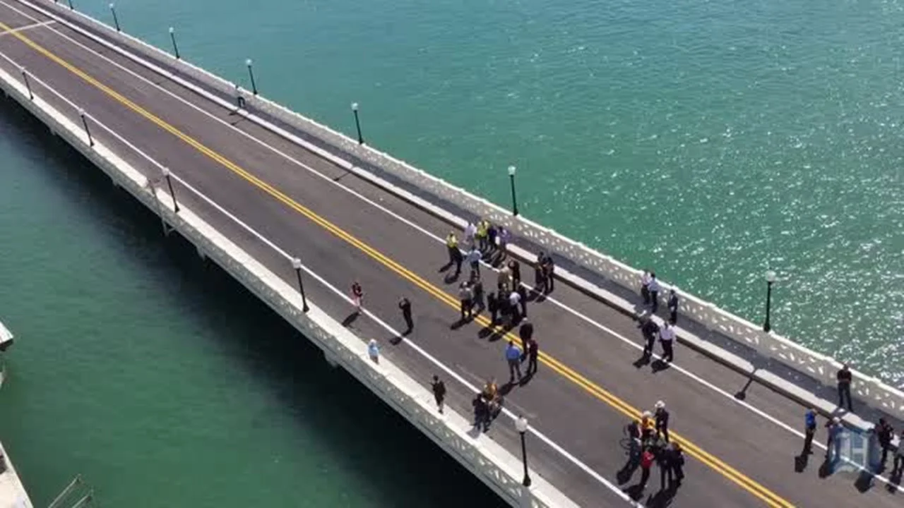 Miami Marathon Route Bridge Skyline