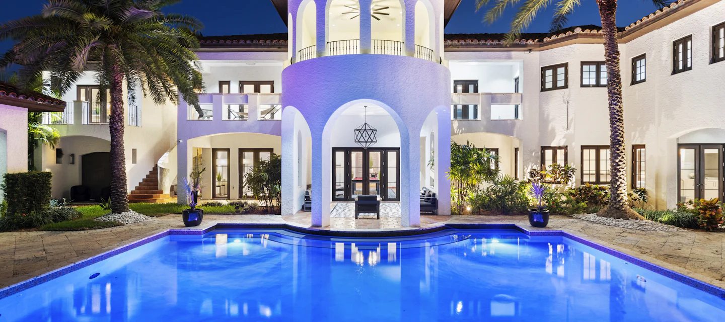 Villa Valencia luxury rental in Miami  Shores