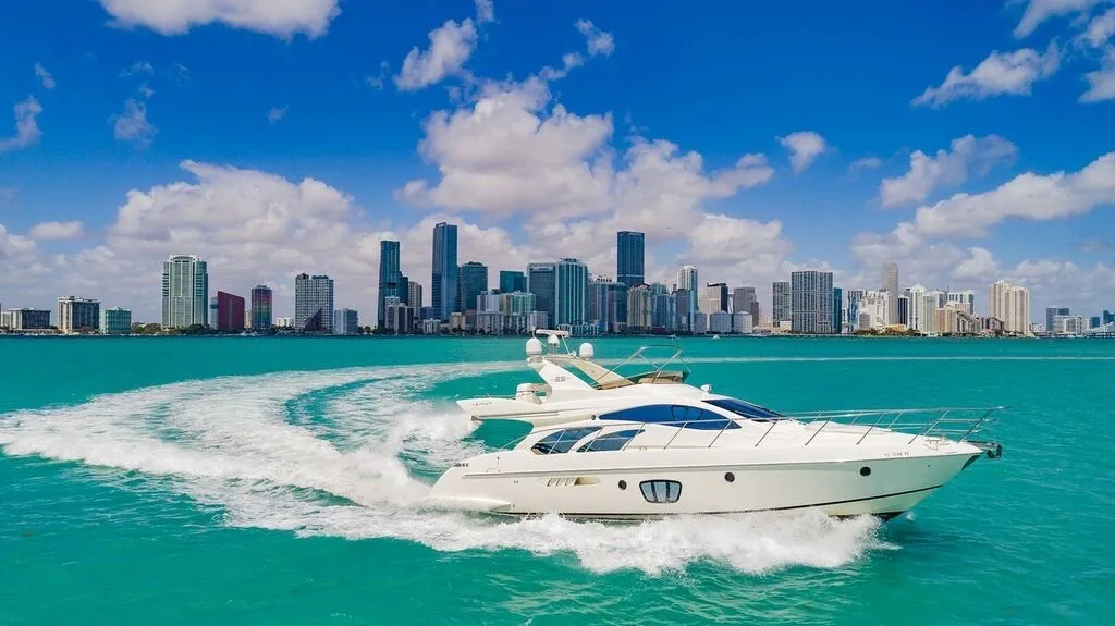Miami Beach Sunset Cruise Yacht