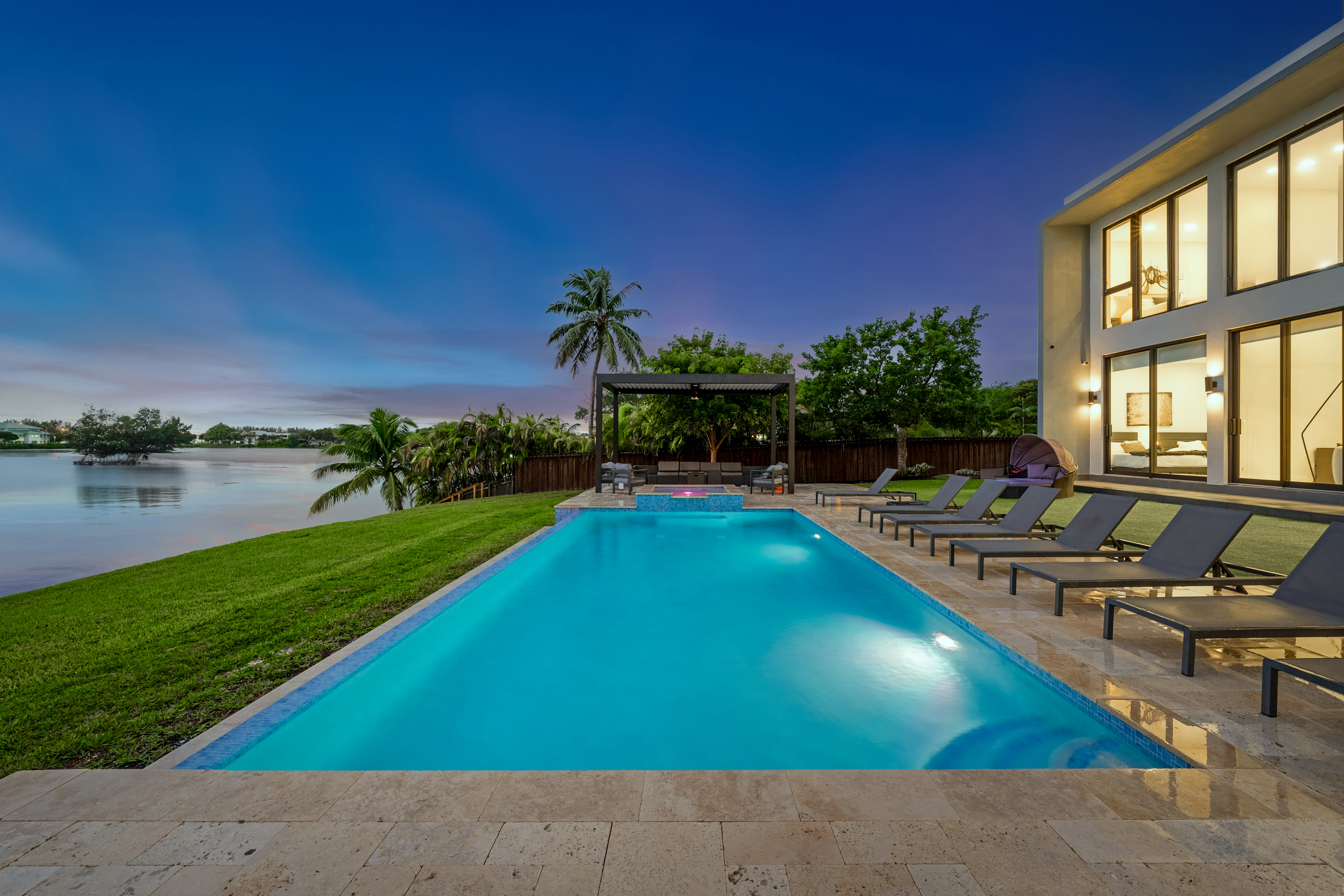 Miami Villa Lago image #5