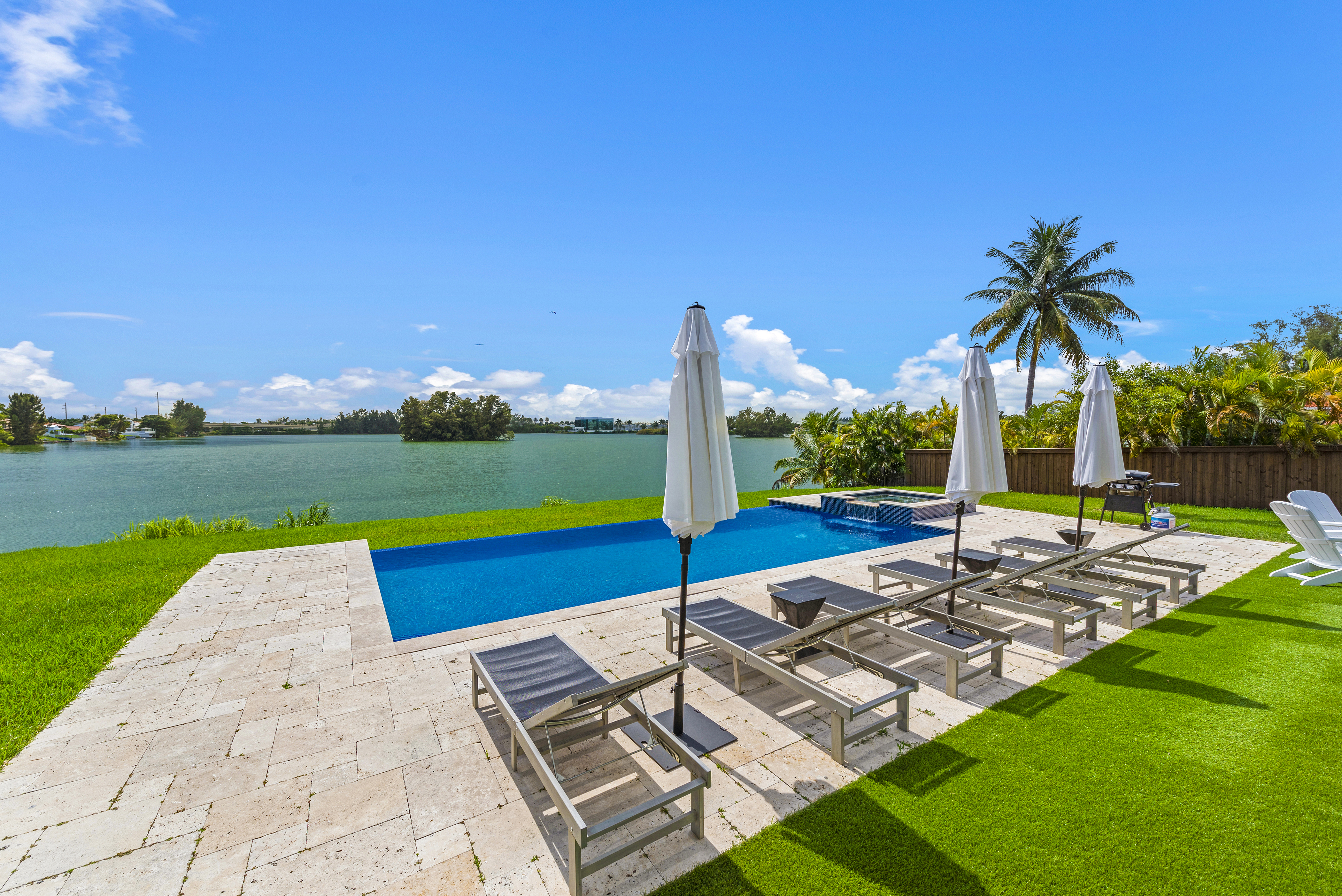 Villa Lago — photo 36